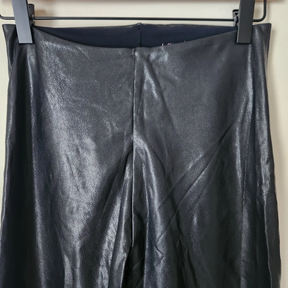 NWT Commando | Perfect Control Faux Leather Legging in Black - Size L